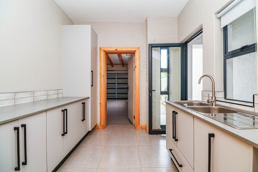 3 Bedroom Property for Sale in King George Park Western Cape